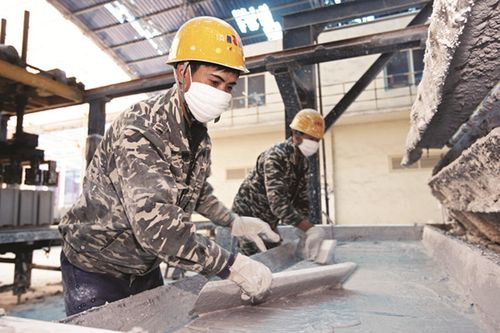 >> 文章内容 >> 矿山采矿技术中的安全管理问题 矿山开采必须掌握技术